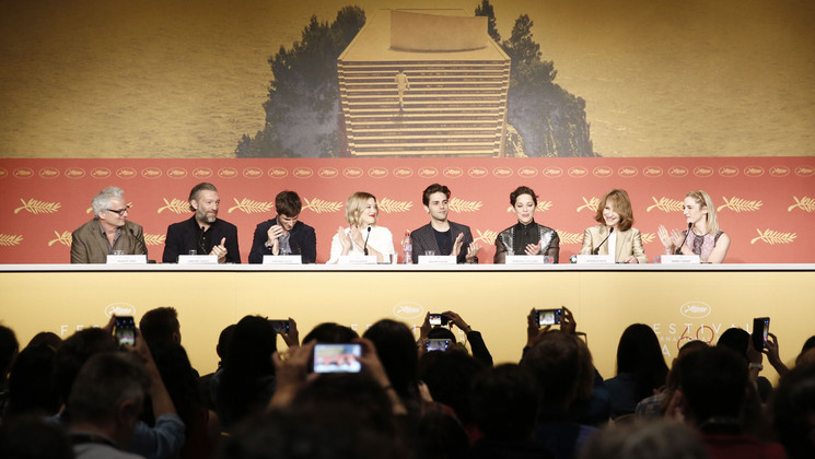 Team of the film - Juste la fin du monde (It's Only the End of the World) © Mathilde Petit / FDC