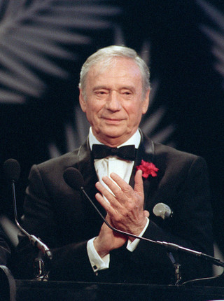 Yves MONTAND