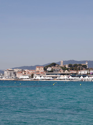 Cannes, seaside © Mathilde Gardel / FDC