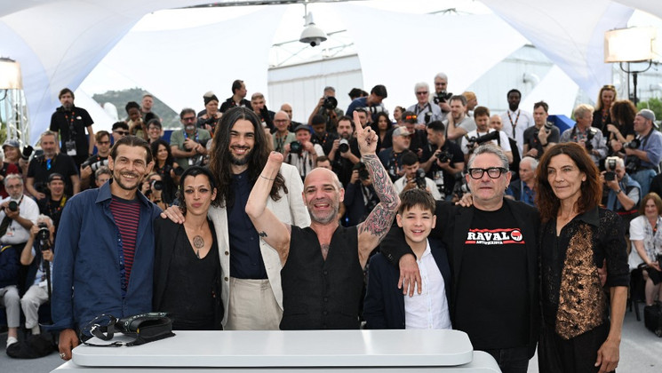 Tonin Janvier, Jade Oukid, Oliver Laxe, Richard Bellamy, Bruno Nunez, Sergi Lopez, Stefania Gadda - Photocall Sirat © Bertrand GUAY / AFP